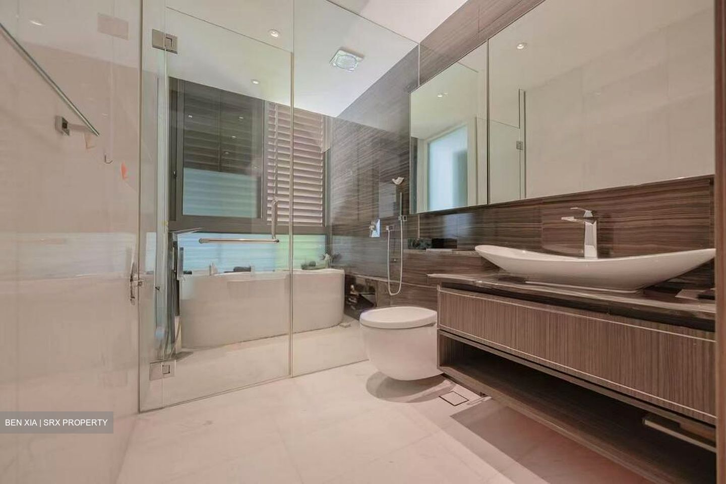 Balmoral Road (D10), Terrace #524640441